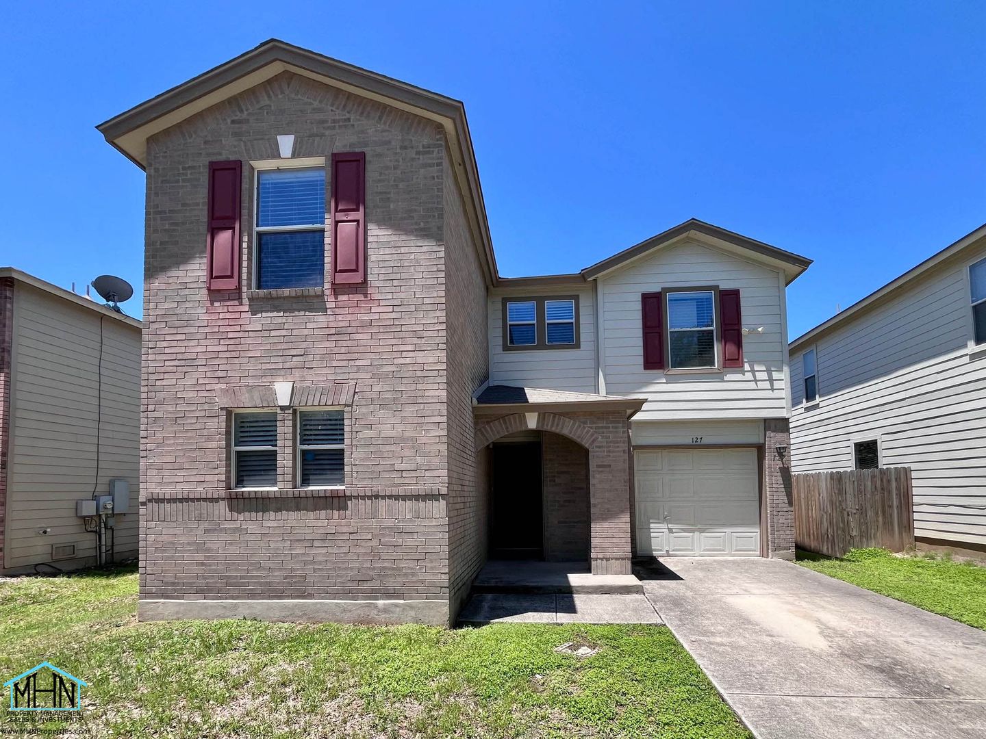 San Antonio House: 127 Booker Palm
