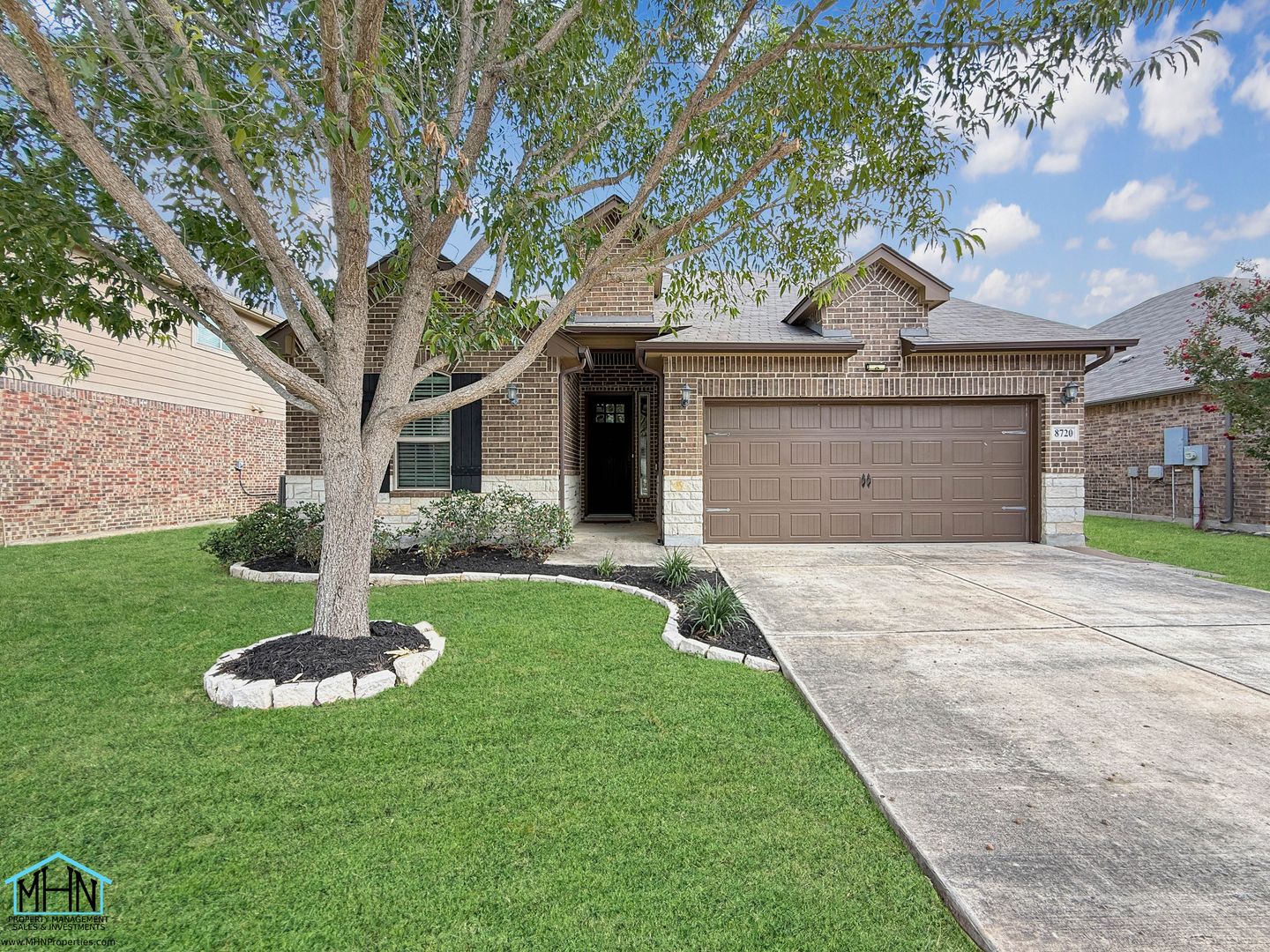 Converse House: 8720 Indian Bluff