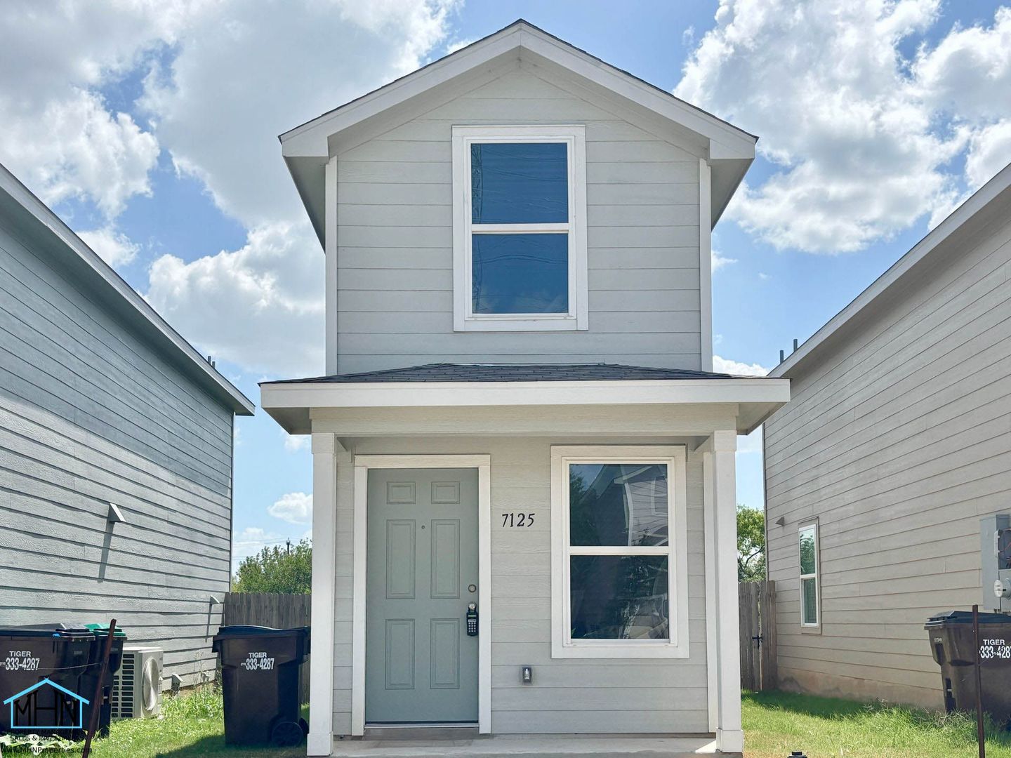 San Antonio House: 7125 Elm Cove