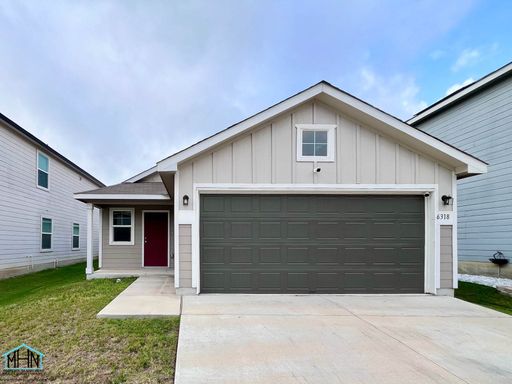 Charming 3-Bedroom, 2-Bathroom Oasis Nestled in the Vibrant Heart of San Antonio, Texas! – photo 1