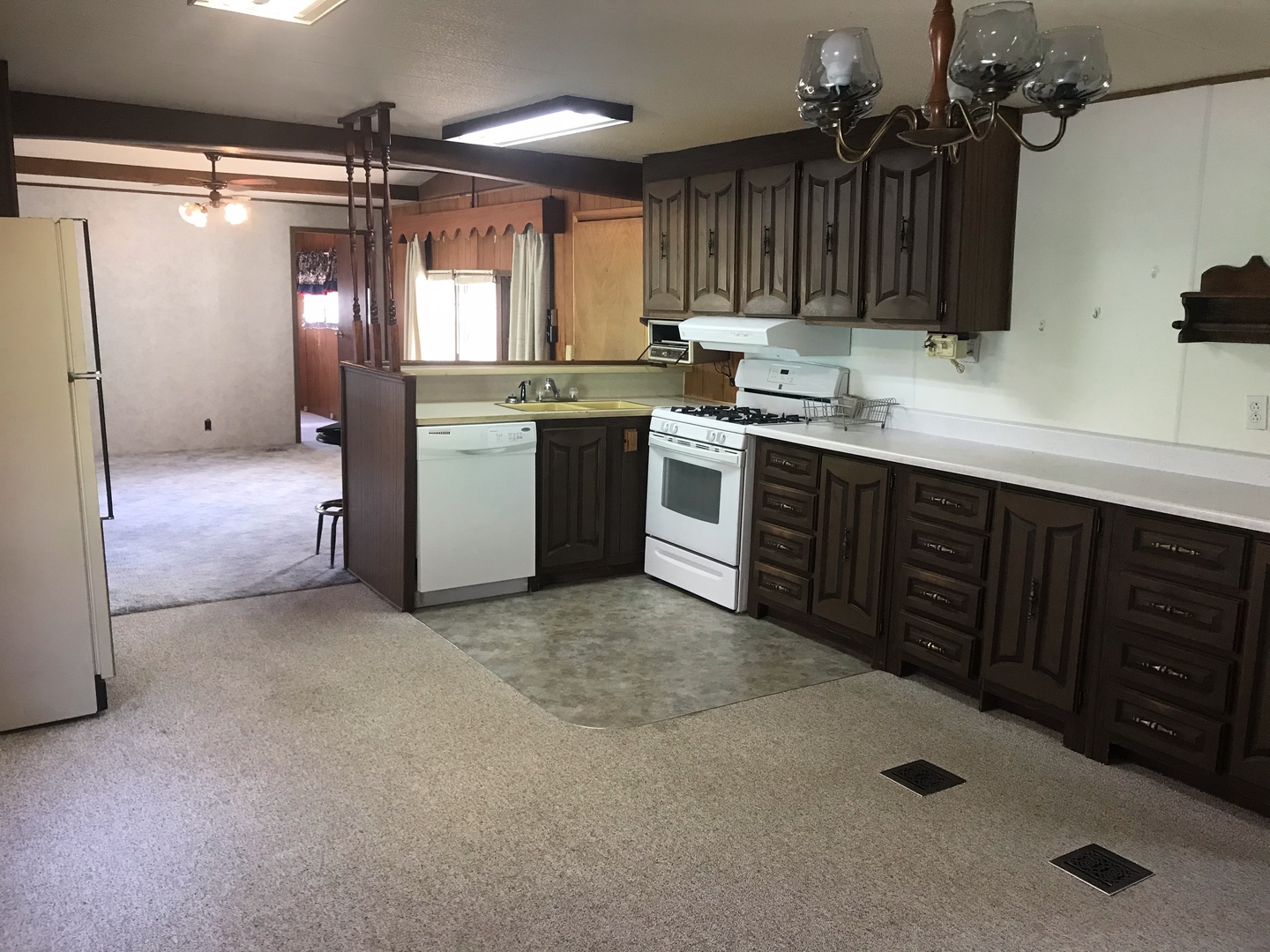 Havre Apartment: 10 Ninth Ave NW