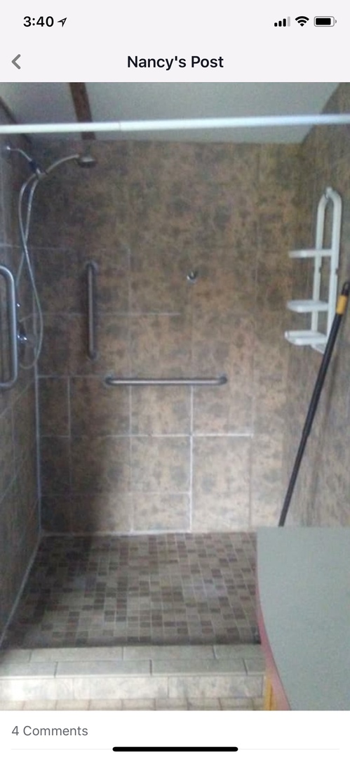 Staples Apartment: 1400 8th St