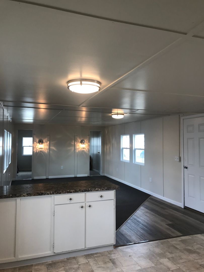 Glendive Apartment: 900 S Pearson Avenue