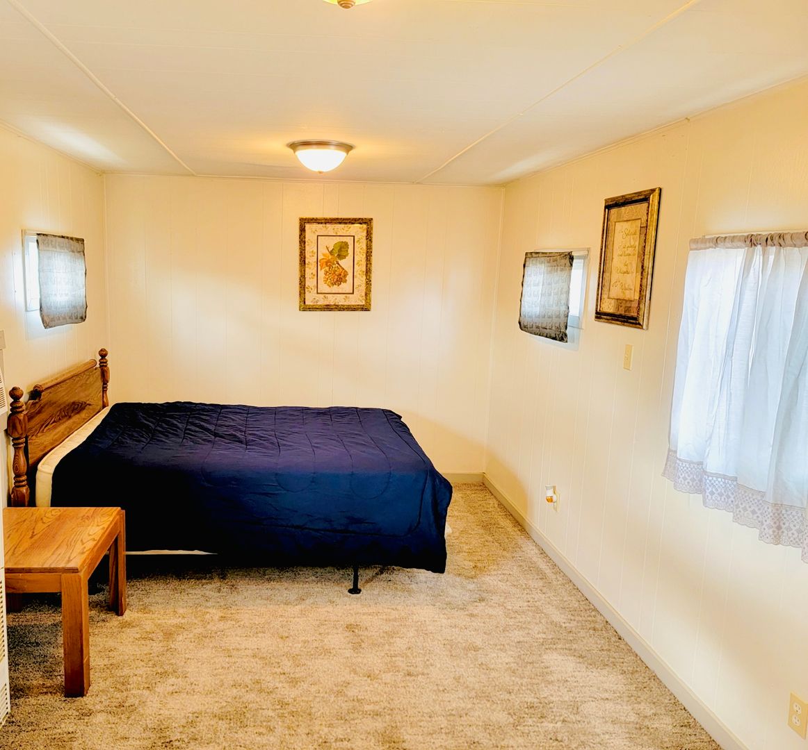 Glendive Apartment: 803 E Thrush Lane