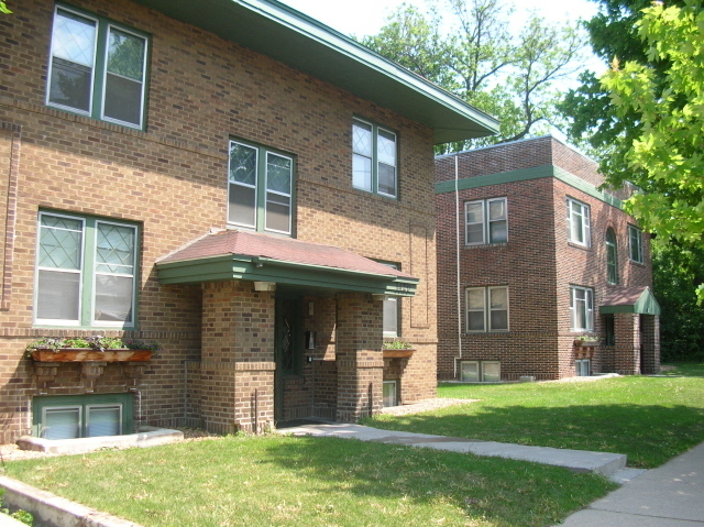 St. Paul Apartment: 1425 Grand Avenue