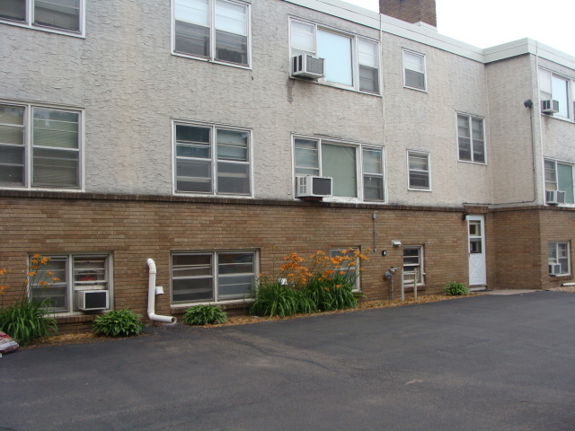 St. Paul Apartment: 138 Arundel Street