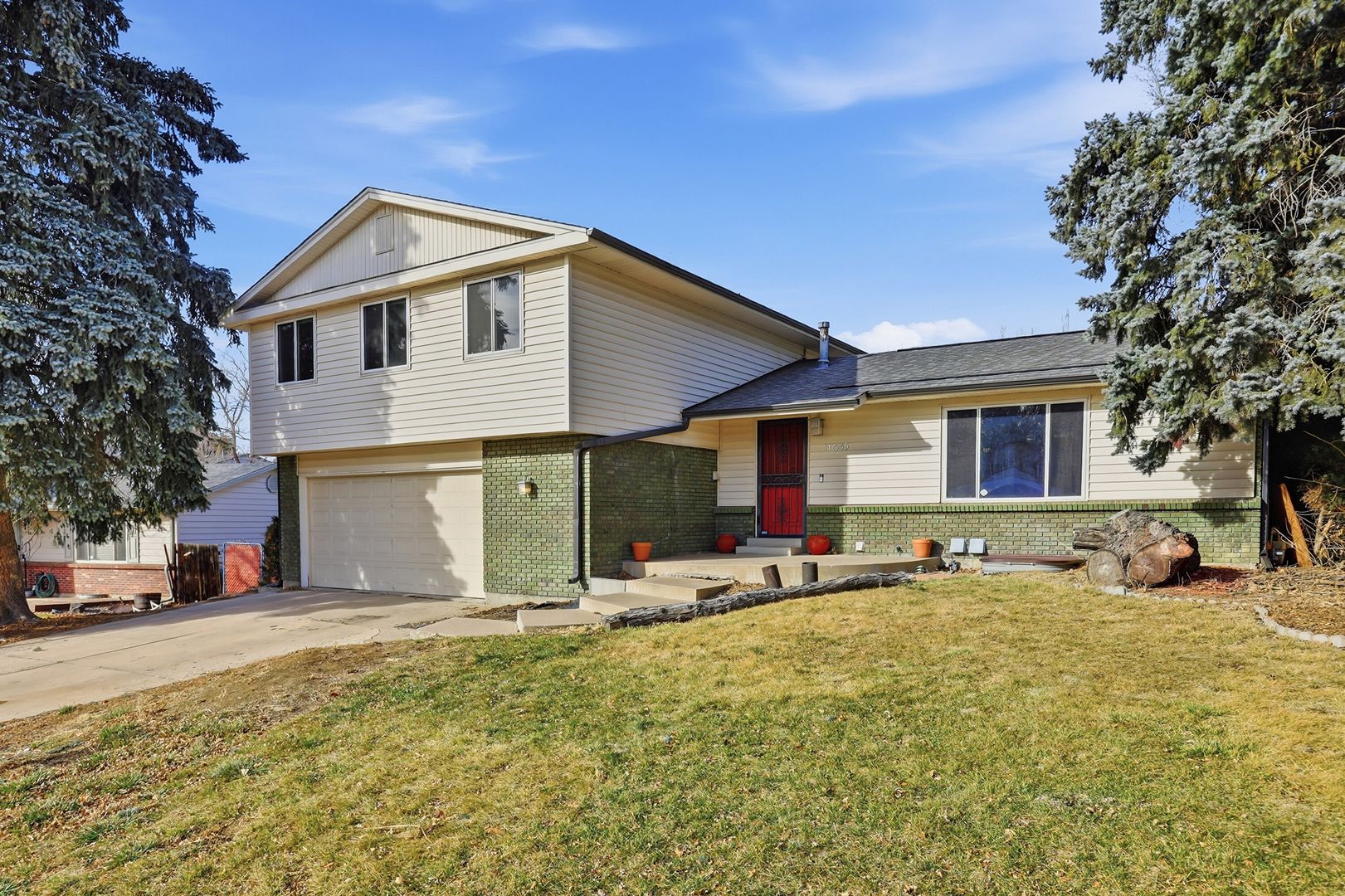 Arvada House: 11645 W 73rd Place