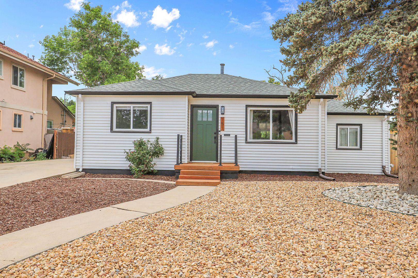 Denver House: 751 S Umatilla Way