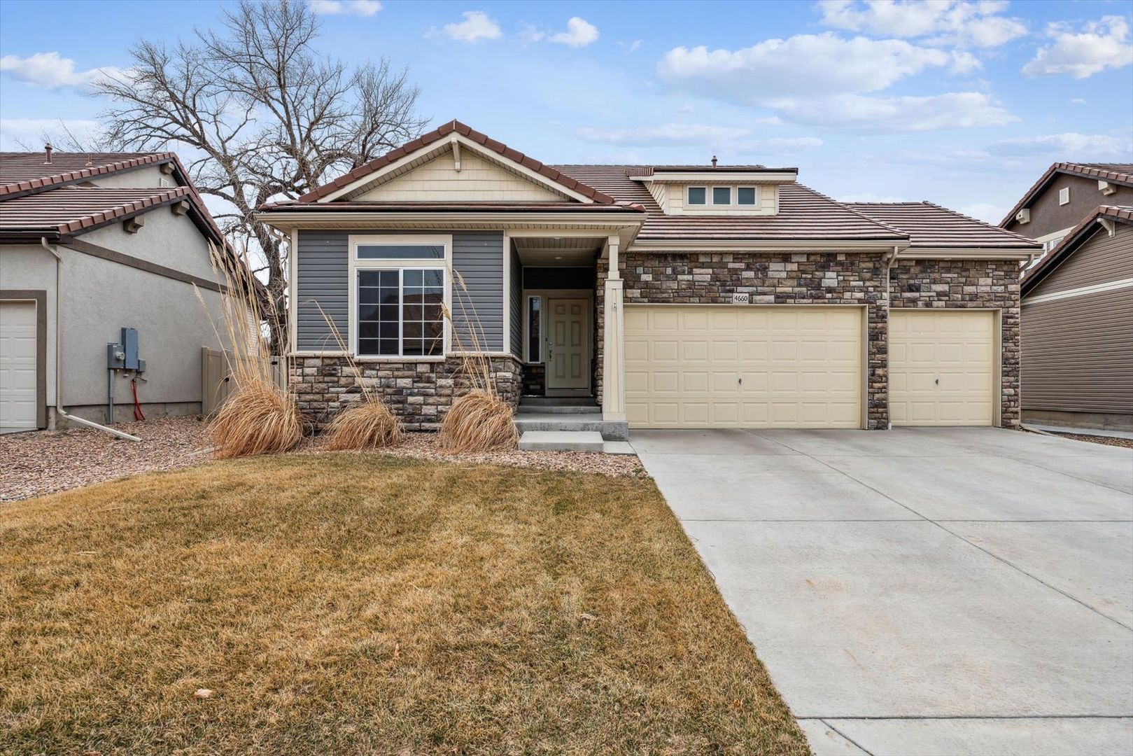 Johnstown House: 4660 West Wildwood Way