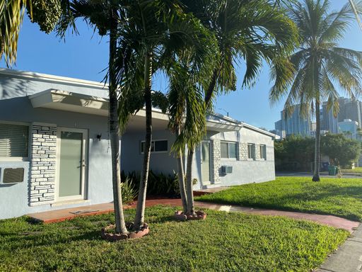 Studio Apartment in Great Location! Next to Brickell and Calle Ocho! – photo 1
