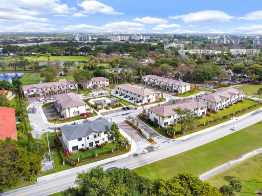 Palm Aire Luxury – 4BR Smart Home with Private Yard & 2-Car Garage! – photo 1