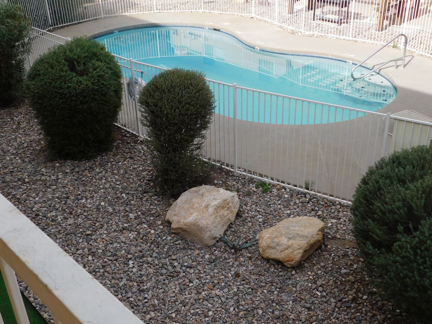 Kelso Vista Apartments 4 of 12