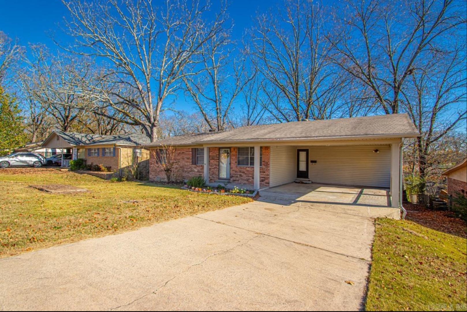 North Little Rock House: 4704 N Cypress St