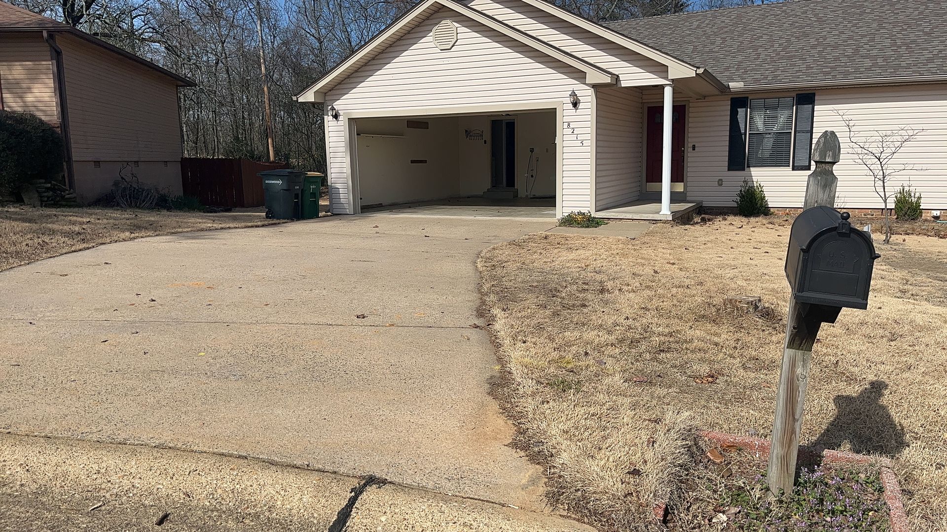 Sherwood House: 8215 Tall Oaks Cv