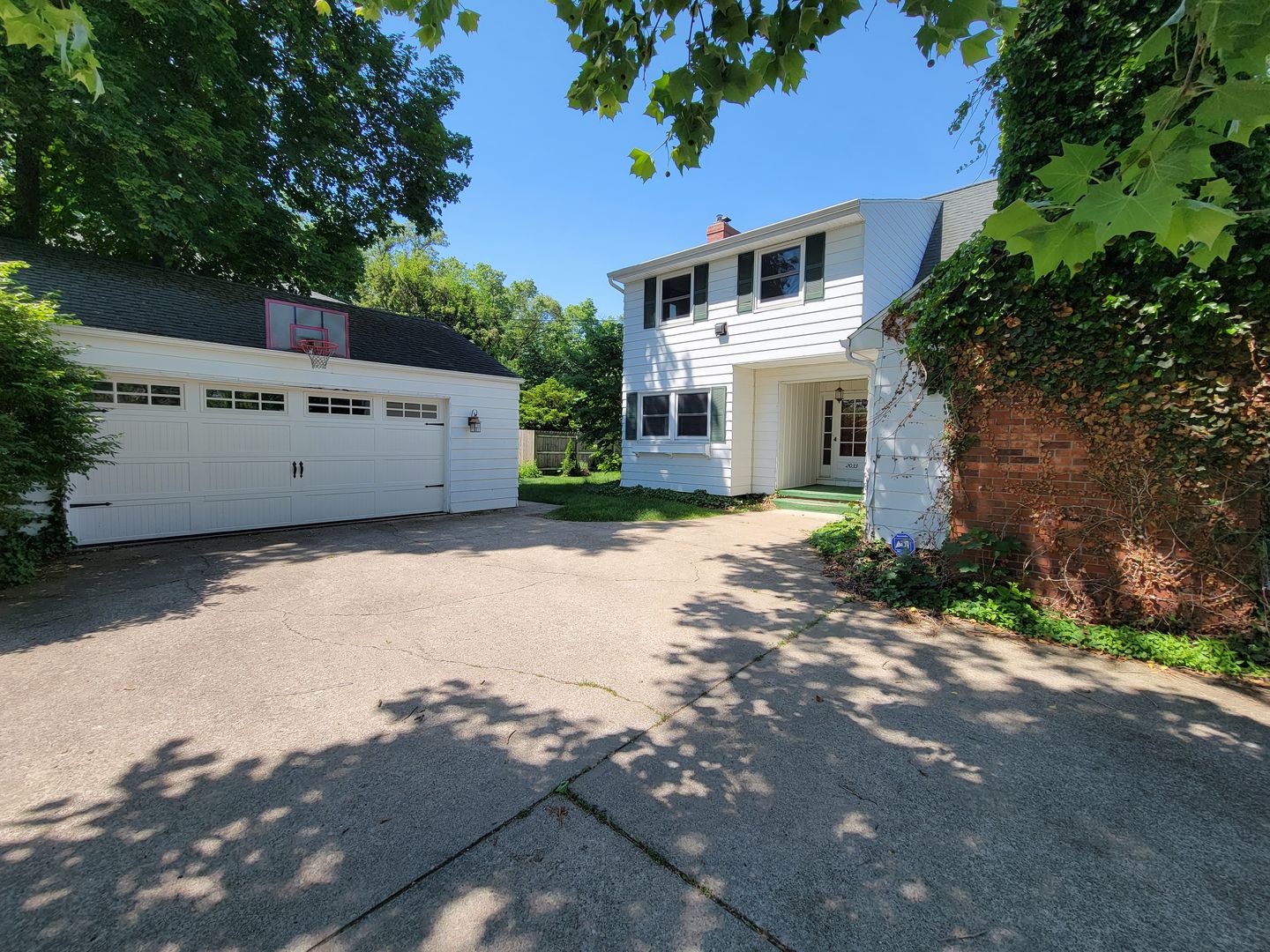 South Bend House: 2033 Portage Ave