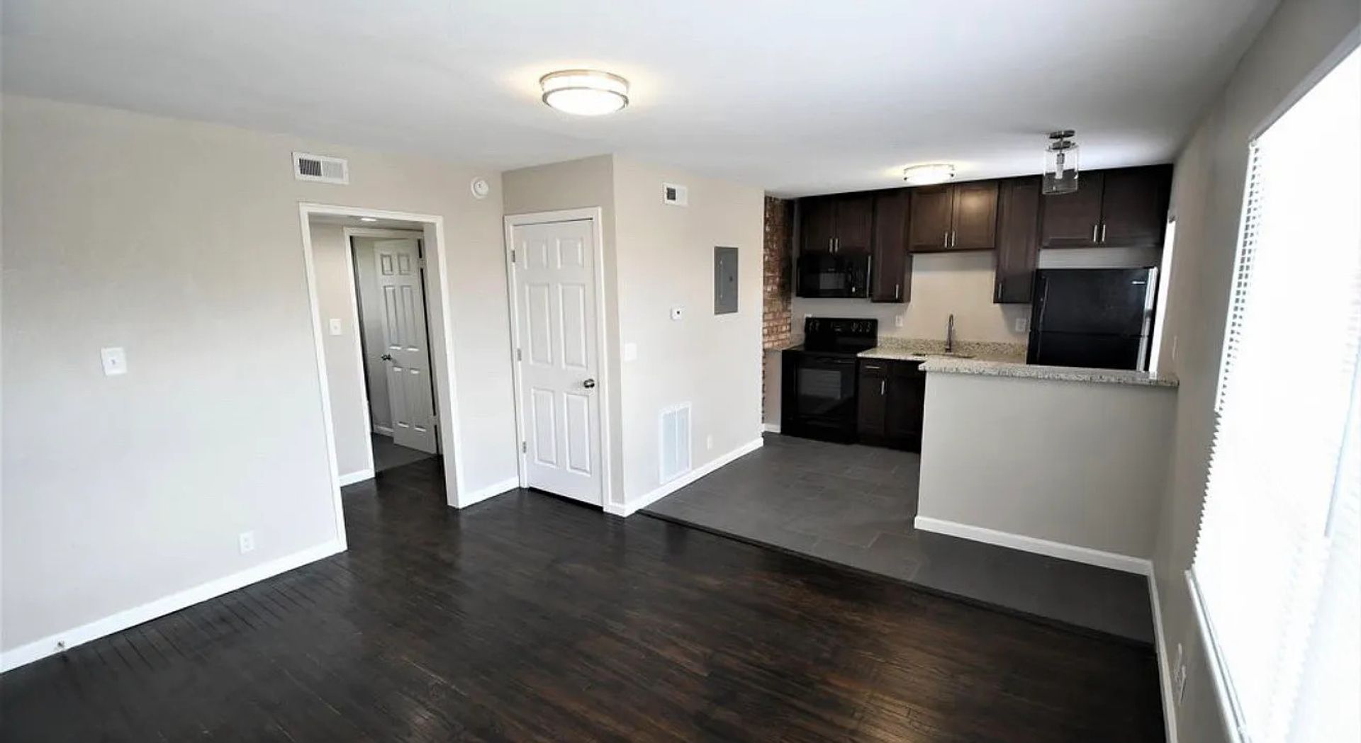 124 North Eddy St 8 of 9