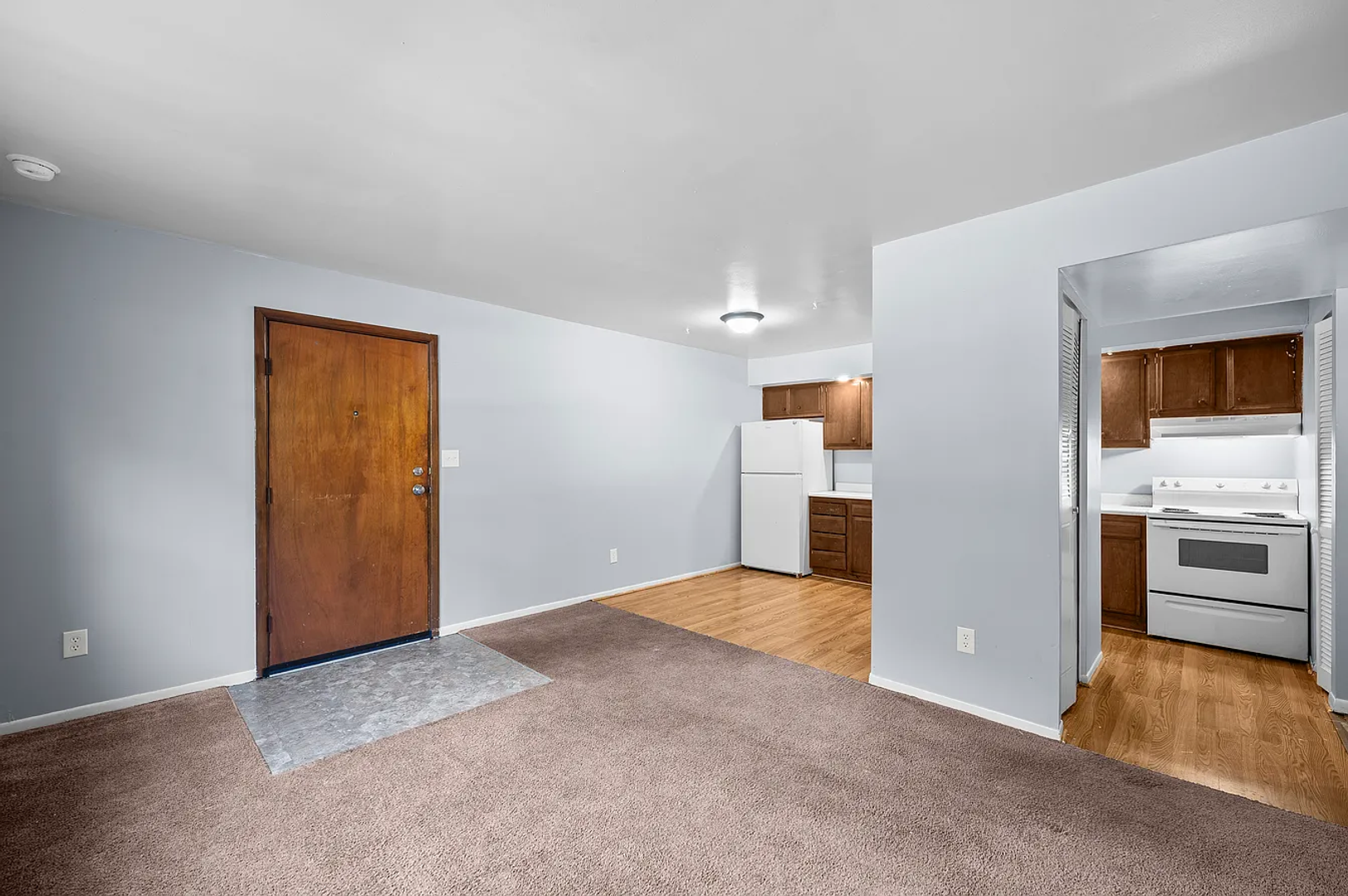 South Bend Apartment: 1251 Kinyon St.,