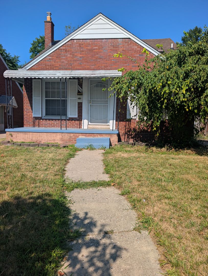Detroit House: 7653 Dacosta