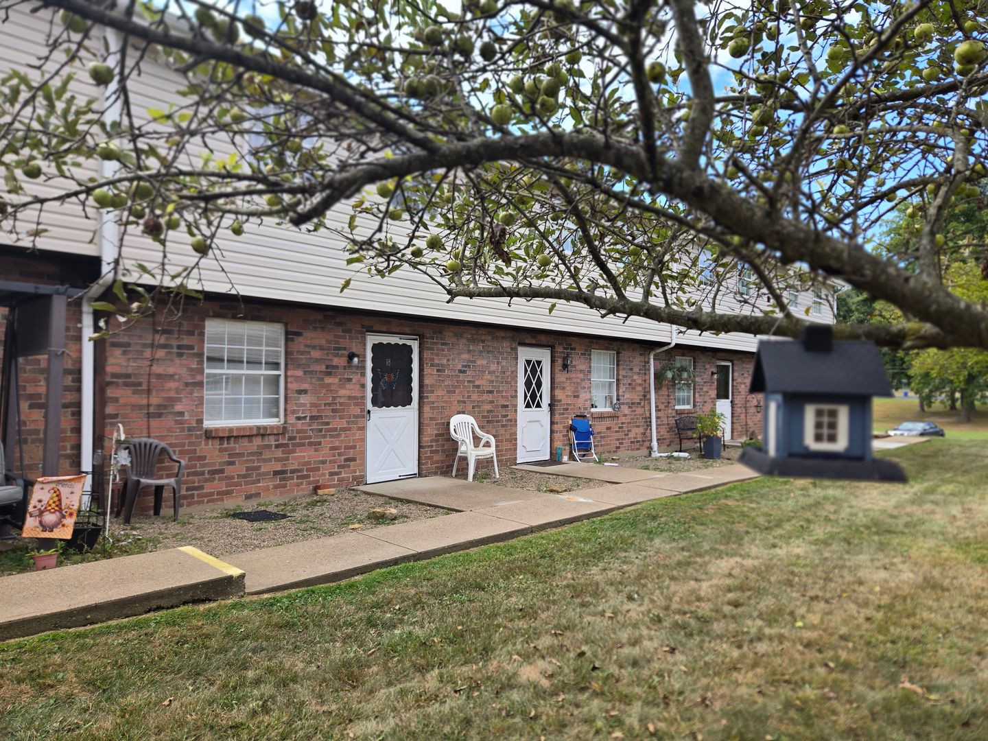 Apollo Apartment: 132 Parkridge Dr