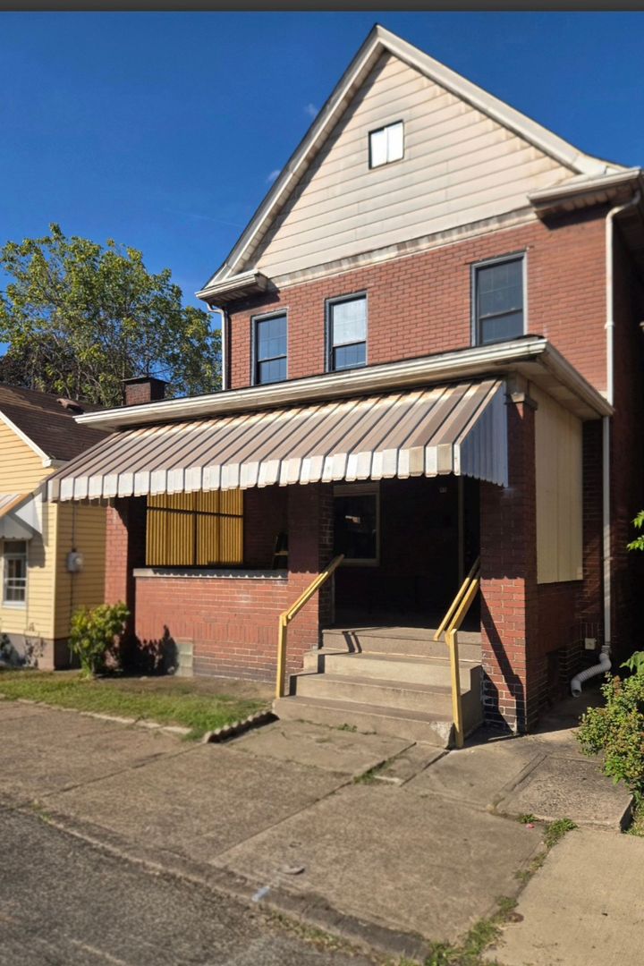 Natrona House: 37 Walnut