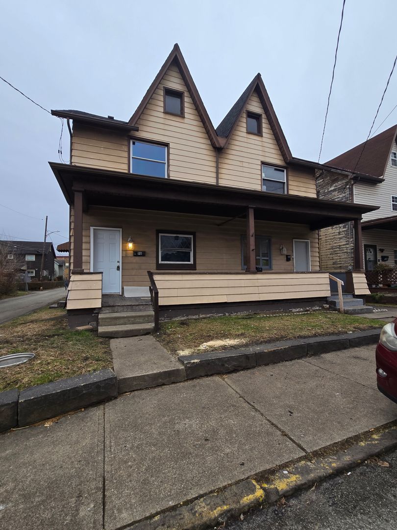 Natrona Apartment: 98-100 Garfield St