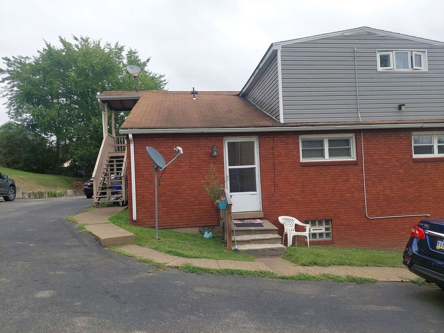 Greensburg Apartment: L/P-6/30/24-531-537 New Alexandria Rd
