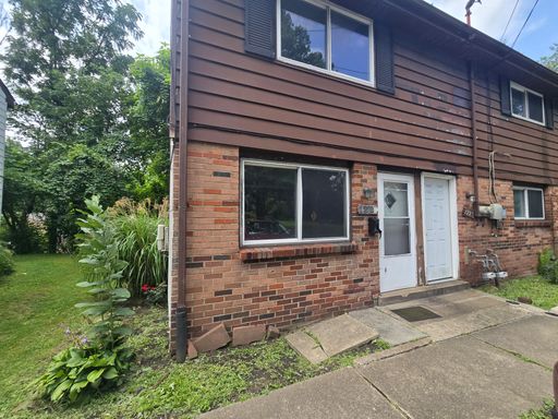 2 Bedroom on Unity Center - Top Floor