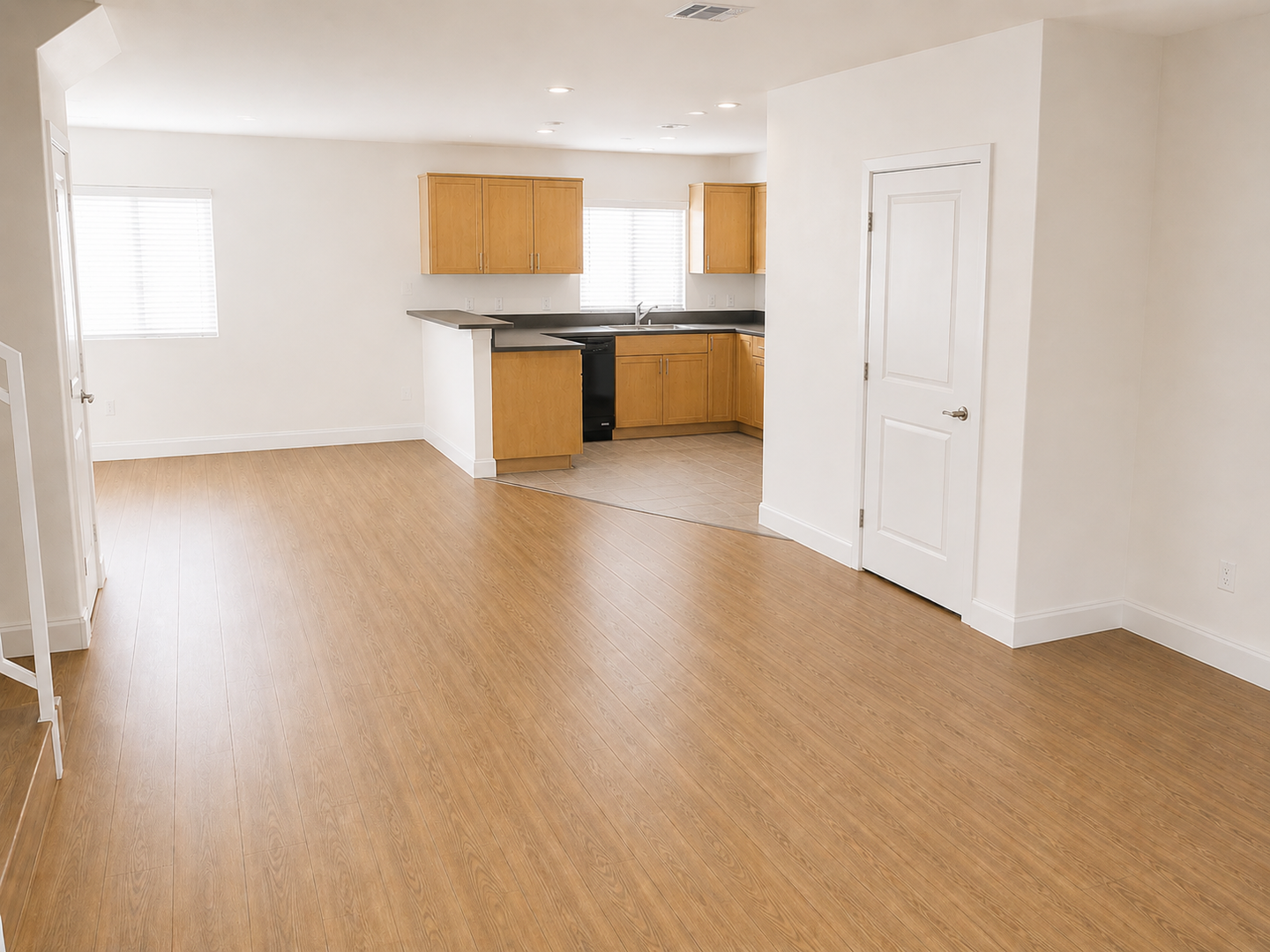 North Hollywood Apartment: 11312 Huston St