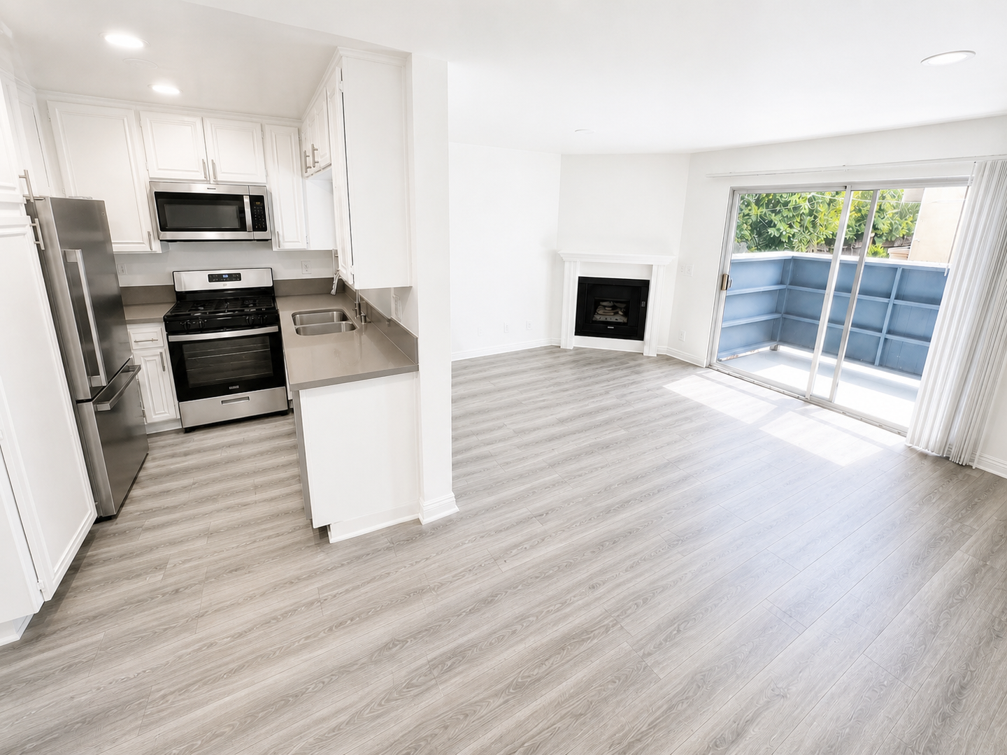 Sherman Oaks Apartment: 4636 Fulton Avenue