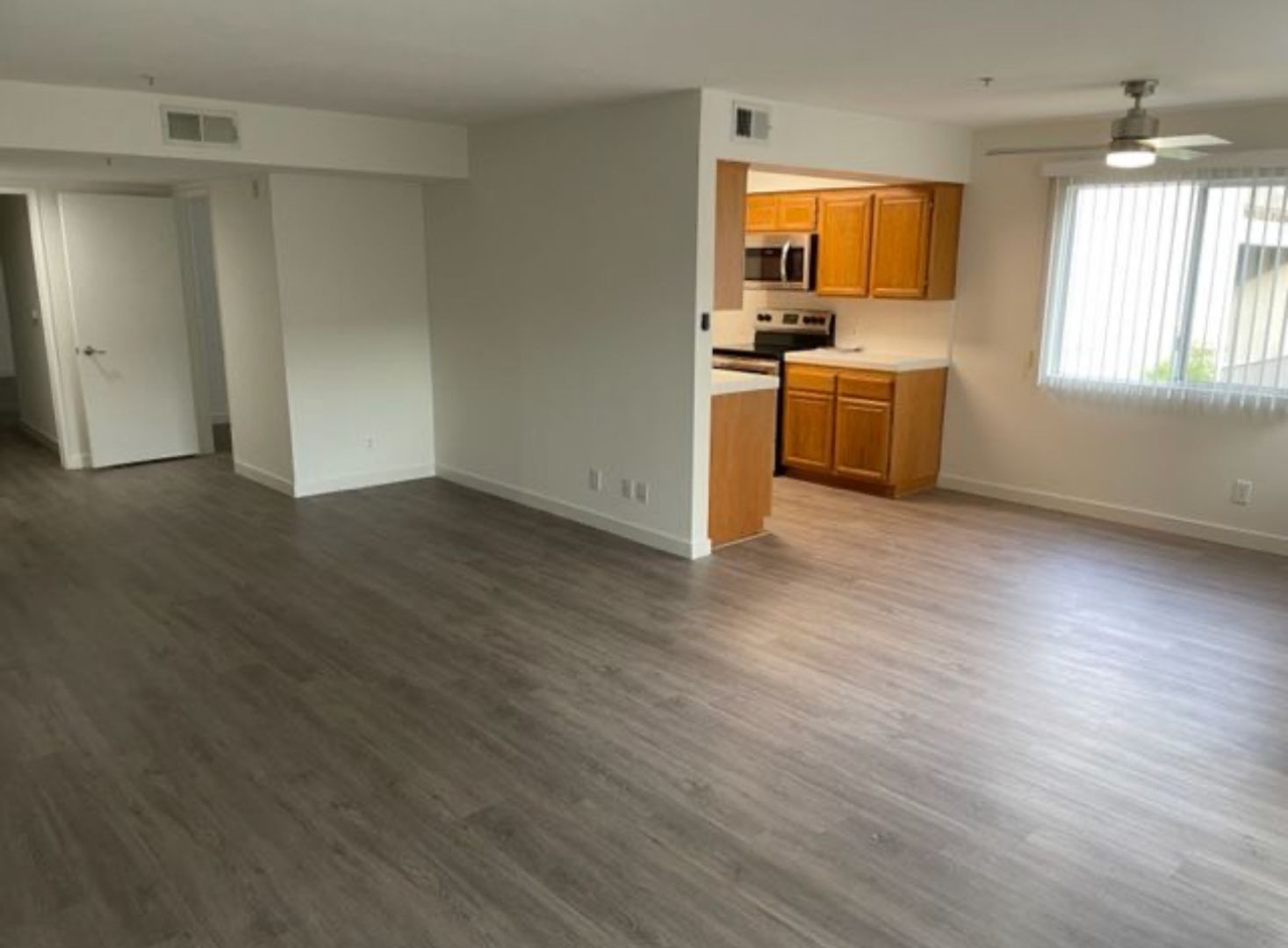 Sherman Oaks Apartment: 4540 Natick Ave