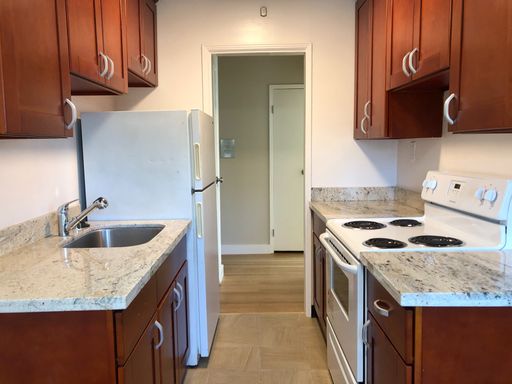 451 Lee Street - 205, Oakland, CA 94610