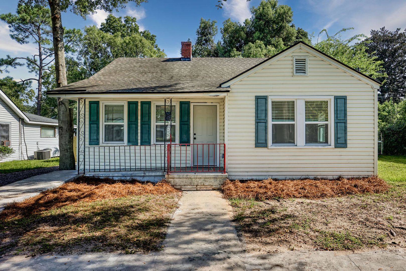 Savannah House: 1412 E. 33rd St.