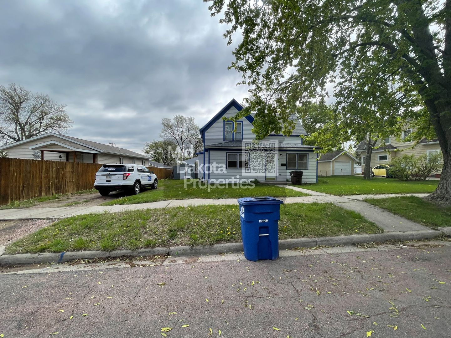 Mitchell House: 1016 S Duff