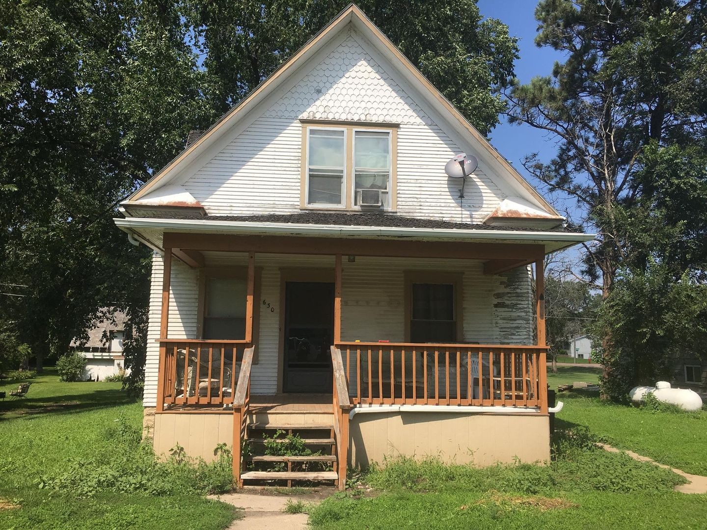 Bridgewater House: 630 E 4th