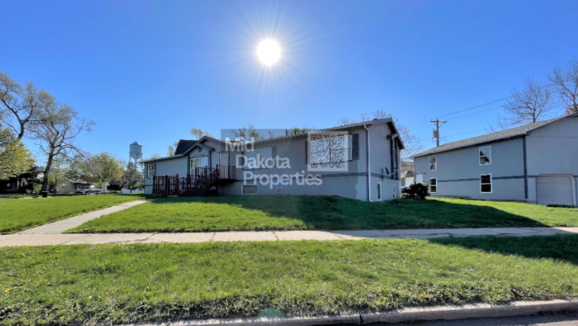 Mitchell Apartment: 624 N Langdon