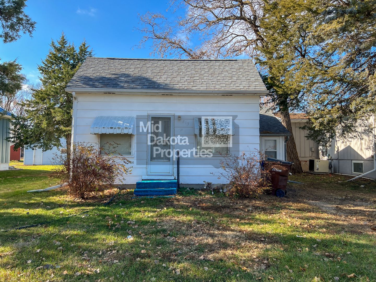 Mitchell House: 813 N Sanborn Blvd