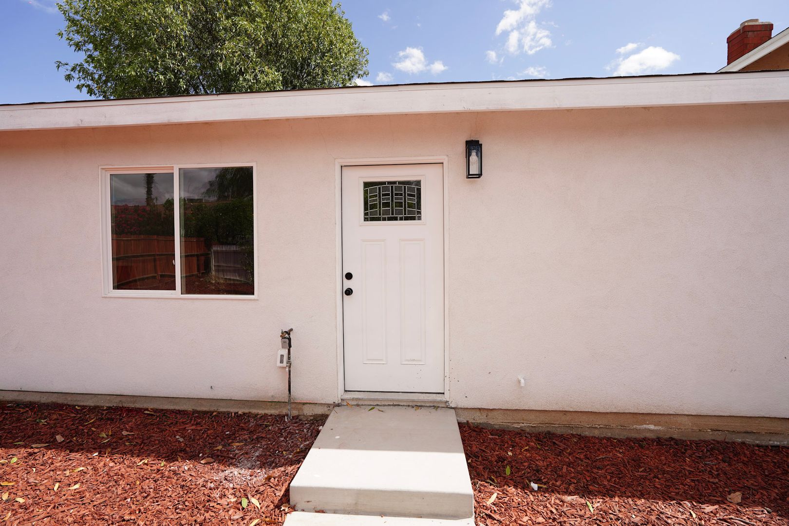 Moreno Valley Apartment: 14696 Joshua Tree Avenue
