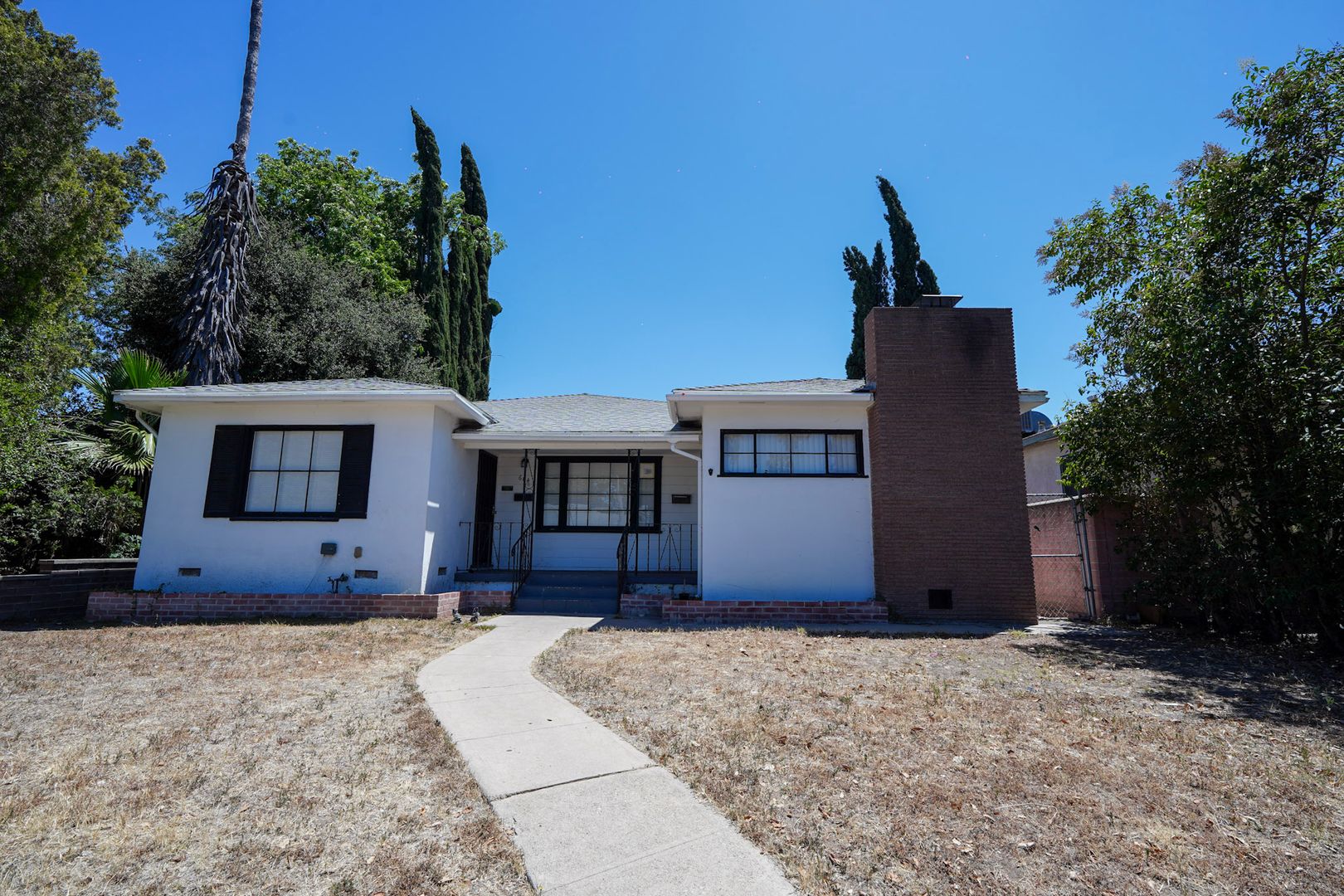 Corona Apartment: 604 West 10th Street
