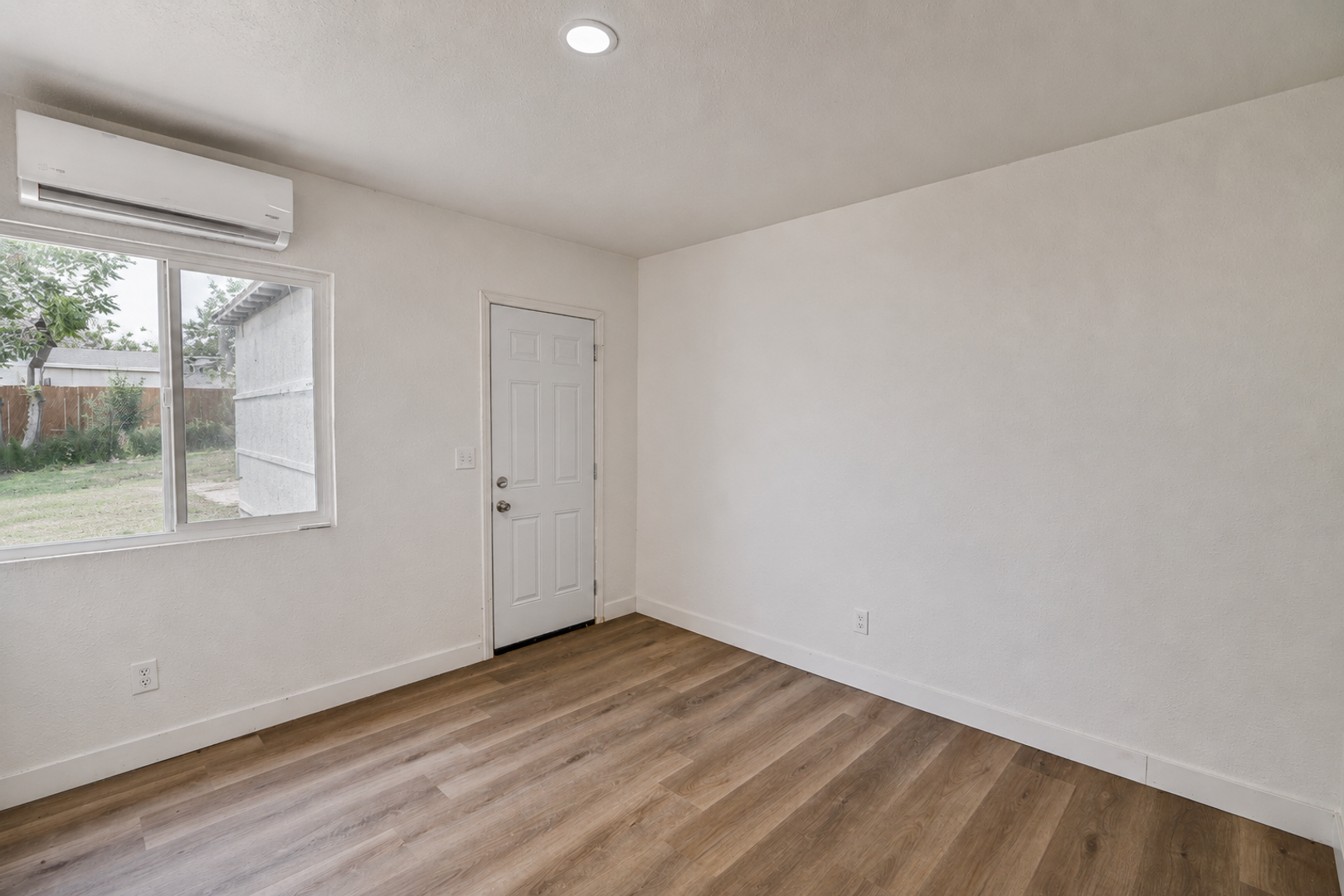 Yucaipa Apartment: 12356 Fremont Street