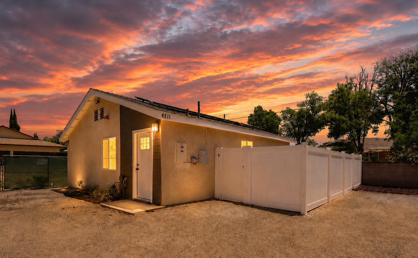 Riverside Apartment: 4805 Charlotte Way