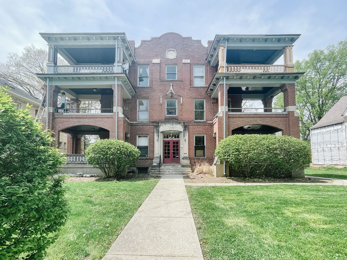 940 Woodruff Place Middle Dr, Indianapolis, IN 46201