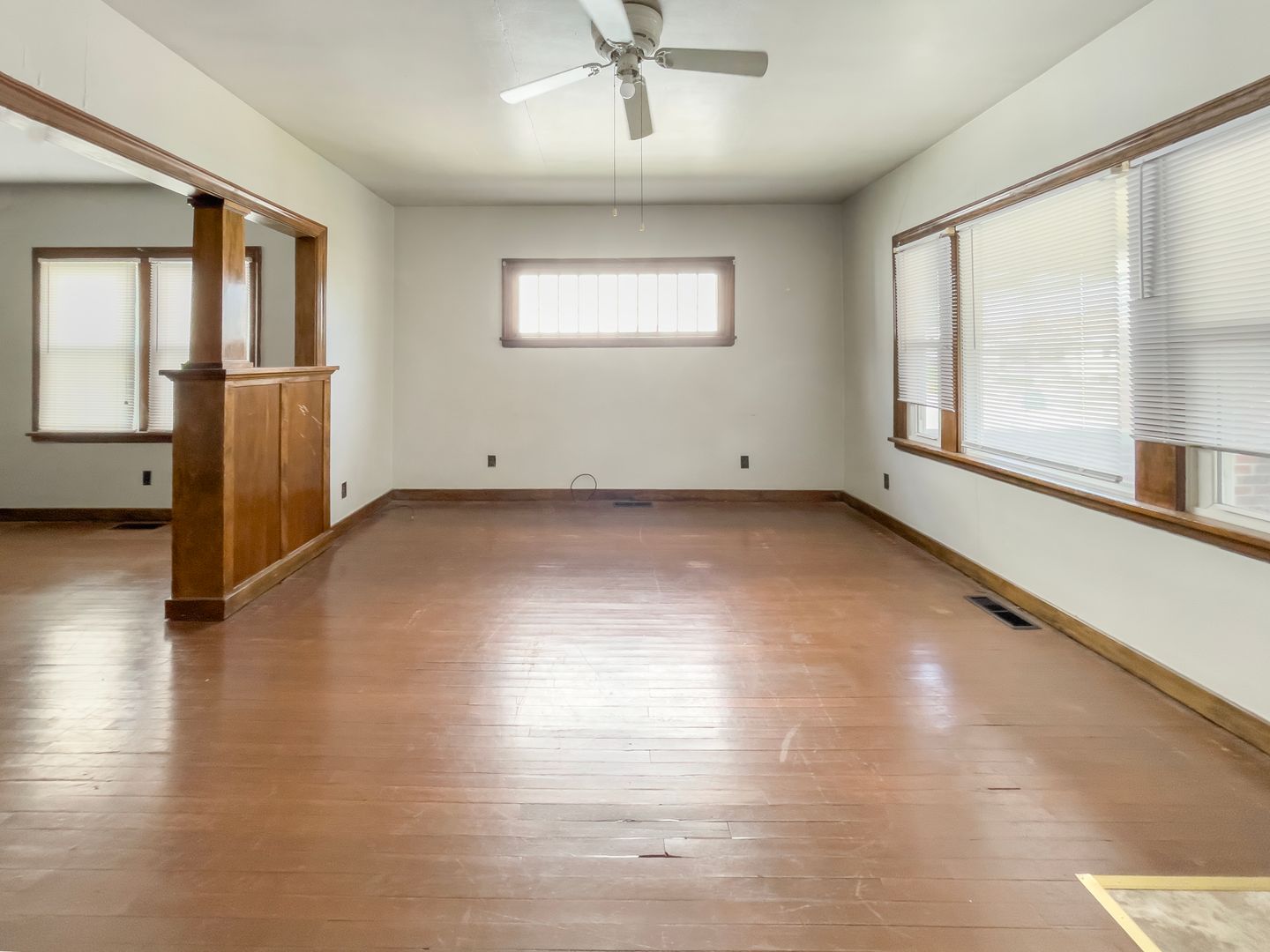 Muncie House: 225 S College Ave.