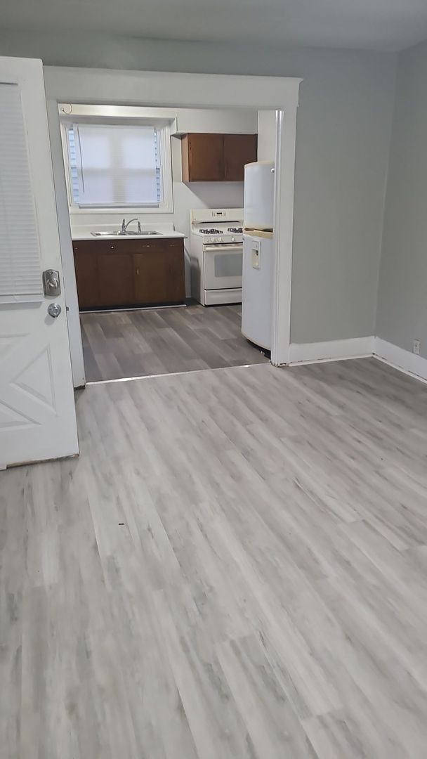 2418 E Memorial Dr (Arthur &amp; Nicole Johnson Living Trust, LLC) 6 of 6