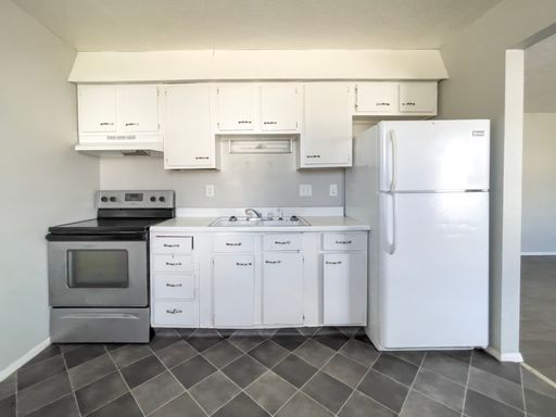 The Nest Apartments - 2 Bedroom Flats Near Walking Trails! – photo 1