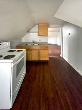 817 W University Ave -Character & Convenience Just Minutes from Campus – photo 1