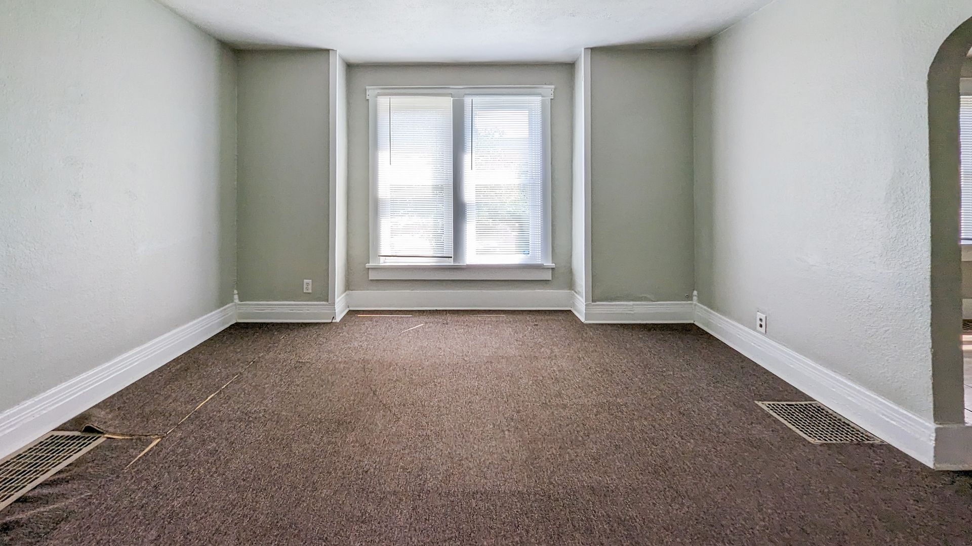 Muncie House: 303 N Tillotson Ave.