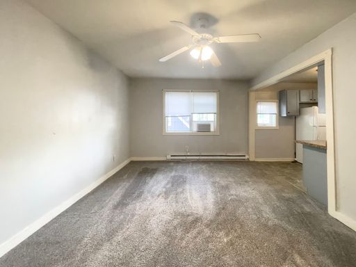 204 N Dill St Apt 2 - South of the Village walk distance to campus! Includes W/D hookup, a balcony, and bonus rooms! – photo 1