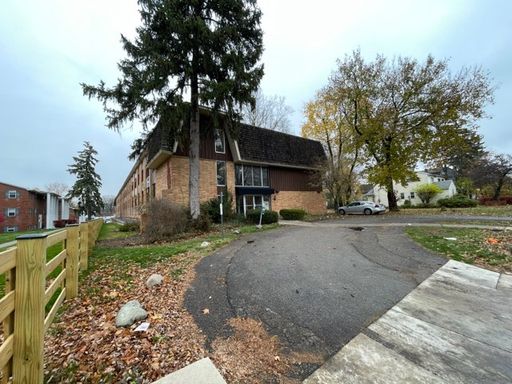 District on Riverside - Cozy Apartment for Rent in Muncie – photo 1