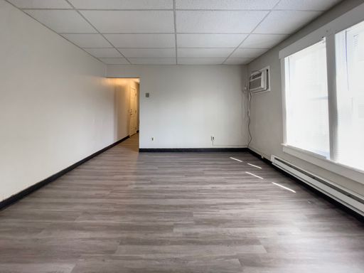 Charming 1-Bedroom Apartment Near Ball State University! New Flooring! – photo 1
