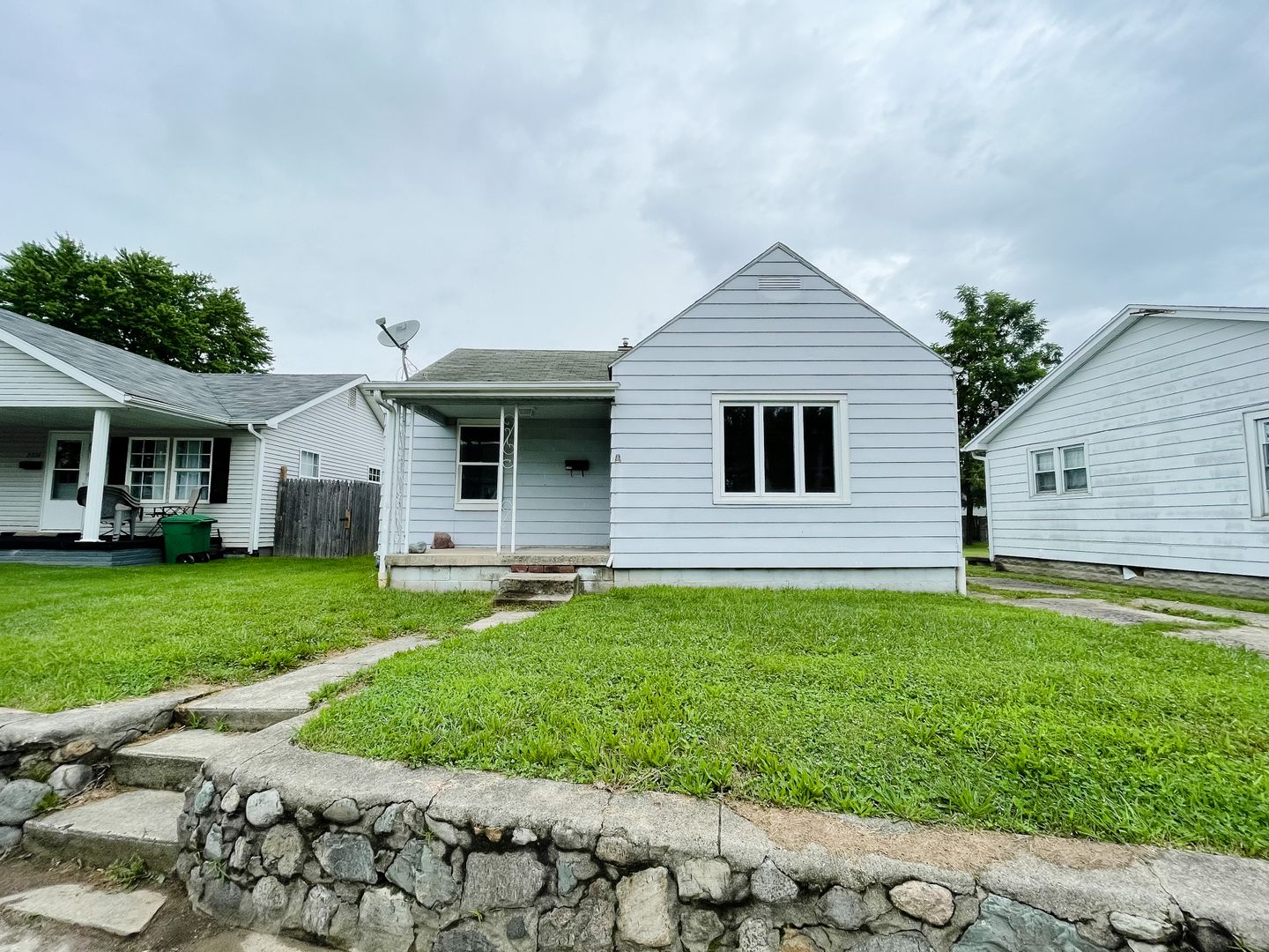 New Castle House: 2320 Plum St